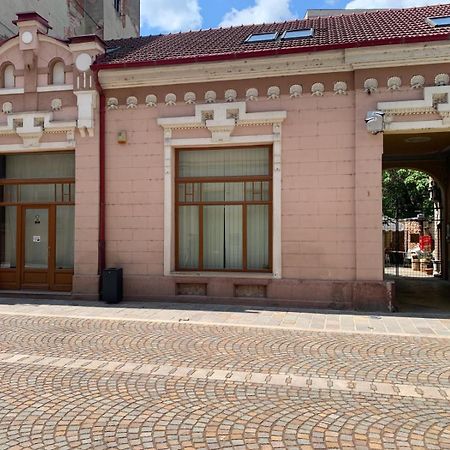 Casa Central Luxury Oradea Ngoại thất bức ảnh