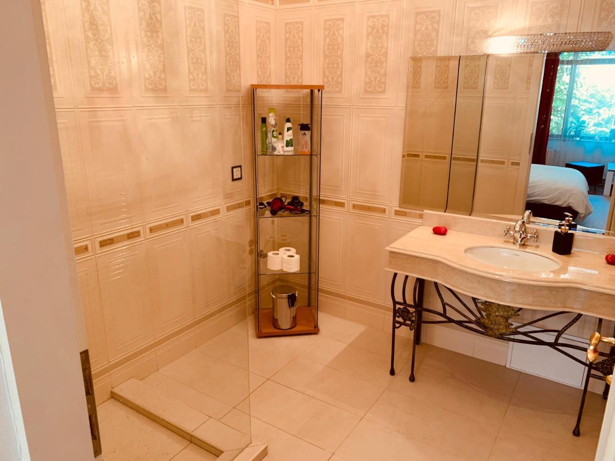 Casa Central Luxury Oradea Ngoại thất bức ảnh