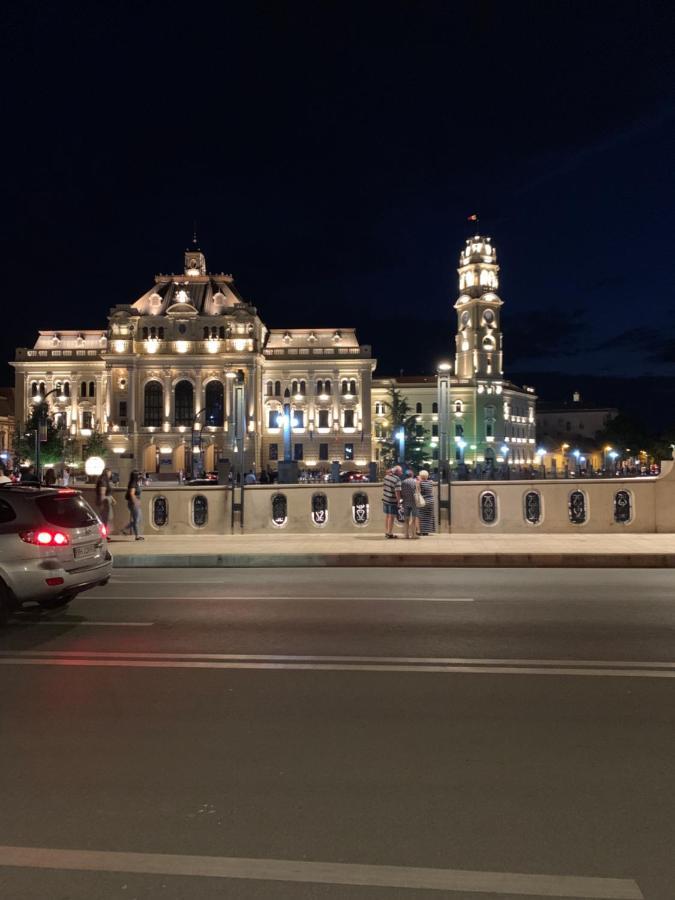 Casa Central Luxury Oradea Ngoại thất bức ảnh